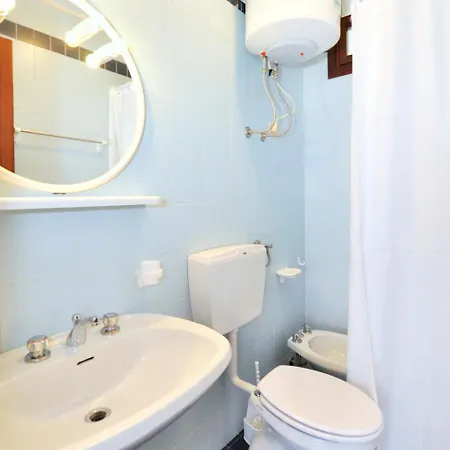 Cavallino-3 By Interhome Apartman Bibione